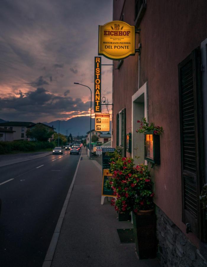 Ristorante Del Ponte Panzió Cugnasco Kültér fotó